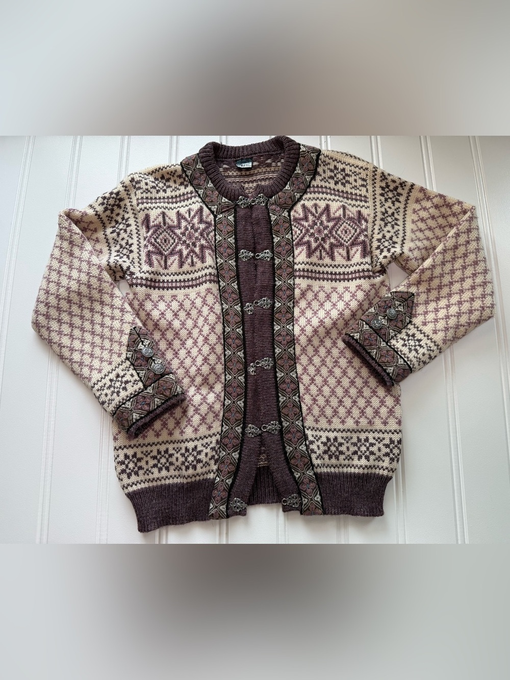 Dale of Norway Wool Nordic Sweater Cardigan Large Fair Isle Norway Vintage 3170